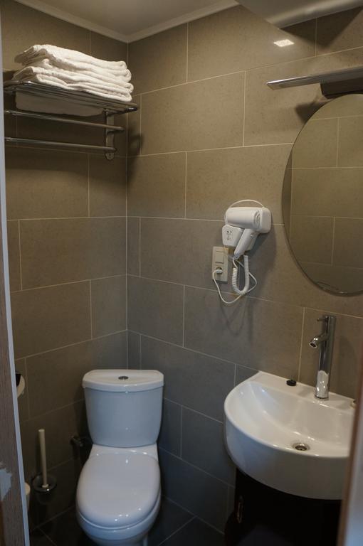 Hotel Evergreen Woluwe-Saint-Lambert Zewnętrze zdjęcie